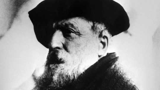 Na archívnej snímke francúzsky sochár Auguste Rodin.