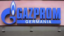 Na snímke zo 6. apríla 2022 logo Gazprom Germania.