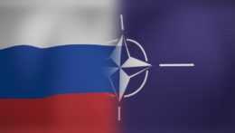 Na snímke koláž vlajok Ruskej federácie a NATO.