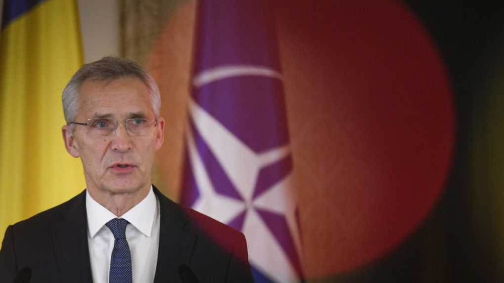 Stoltenberg: NATO bude podporovať Ukrajinu tak dlho, ako to bude potrebné