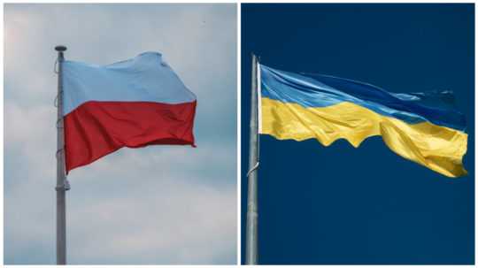 Na ilustračnej snímke sú vlajky Poľska a Ukrajiny.