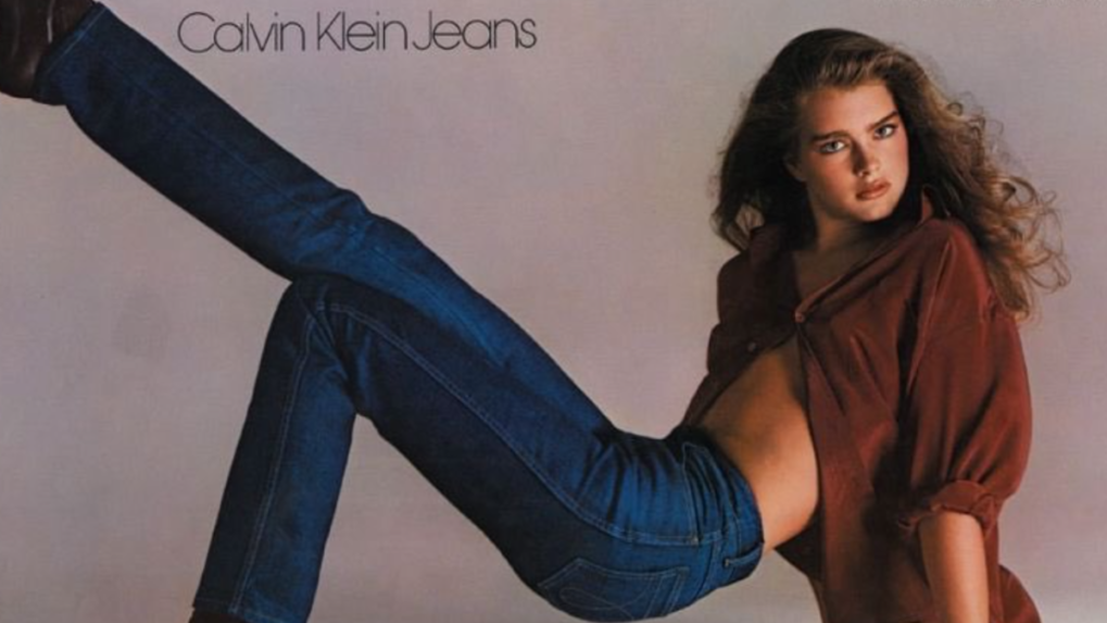 Archívna snímka, na ktorej je americká herečka Brooke Shieldsová ako modelka značky Calvin Klein.