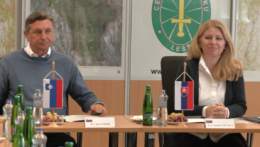Na snímke zľava slovinský prezident Borut Pahor a sprava slovenská prezidentka Zuzana Čaputová.