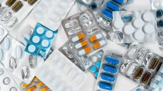 Nelegálny vývoz liekov potvrdili v ďalších lekárňach, zo Slovenska reexportovali lieky za milióny eur