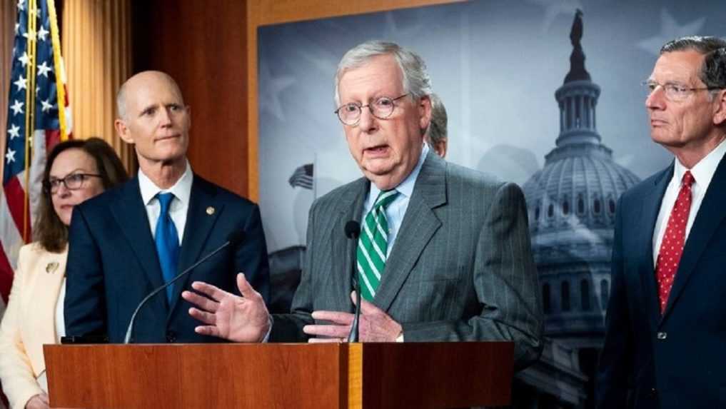 Lídrom amerických republikánskych senátorov bude opäť Mitch McConnell