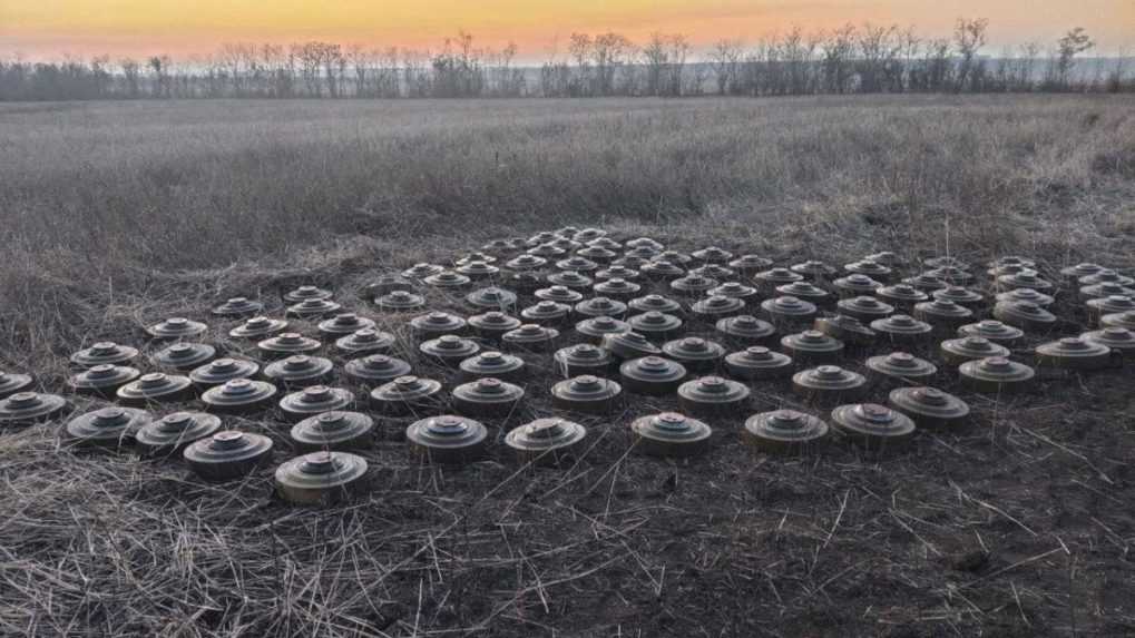 Ukrajinci v Chersone čistia objekty kľúčovej infraštruktúry od ruských mín