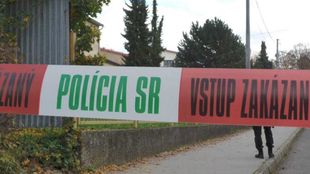Polícia zasahovala na základnej škole v Piešťanoch. Štvrták na spolužiaka vytiahol nôž