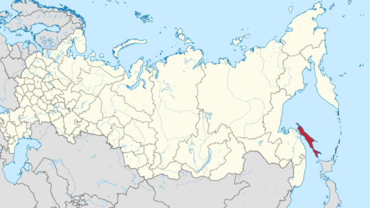 Na snímke Rusko s vyznačenou červenou časťou, ktorá označuje ostrov Sachalin.