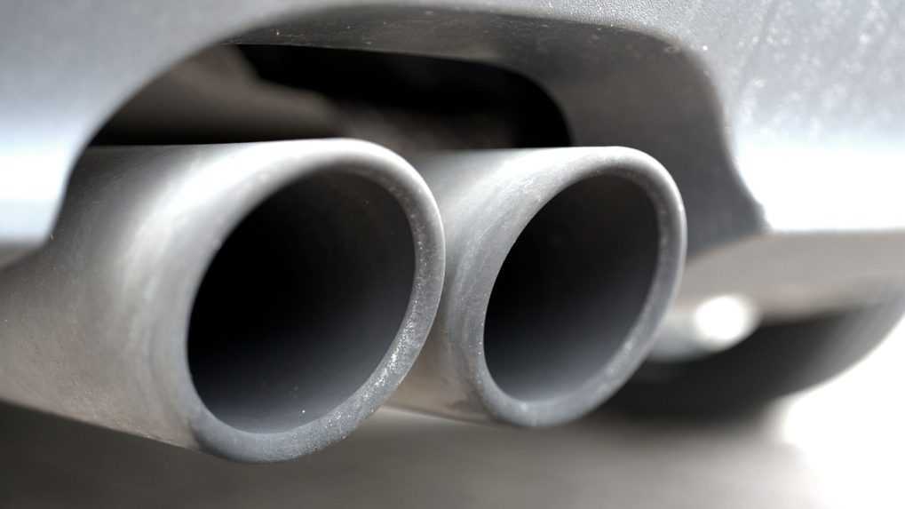 Eurokomisia predstavila nové emisné kvóty pre výrobu áut