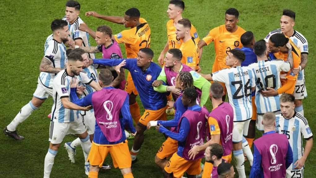MS vo futbale 2022: FIFA začala disciplinárne konanie proti Argentíne a Holandsku
