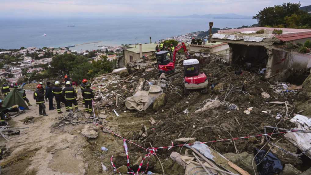 Úrady na ostrove Ischia pripravujú evakuáciu najmenej 1 000 ľudí