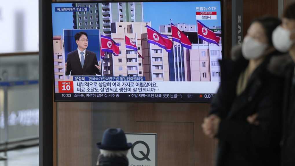 Severná Kórea odpálila tri balistické strely