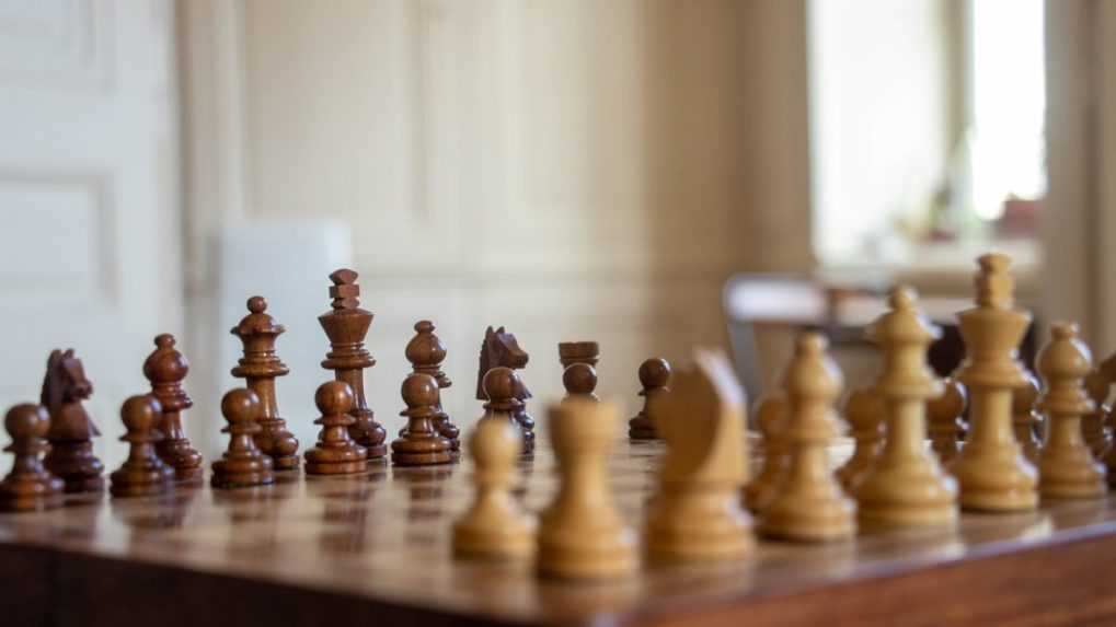 Iránska šachistka sa zrejme plánuje usadiť v Španielsku