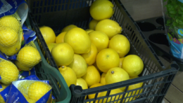 Na ilustračnej snímke citróny.