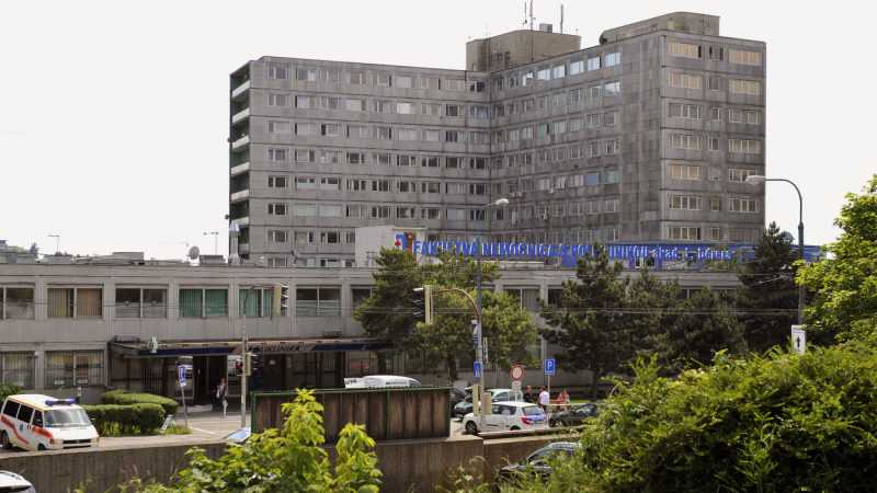 Na snímke Fakultná nemocnica s poliklinikou akademika Ladislava Dérera v Bratislave.