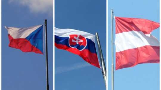 vlajky Česka, Slovenska a Rakúska