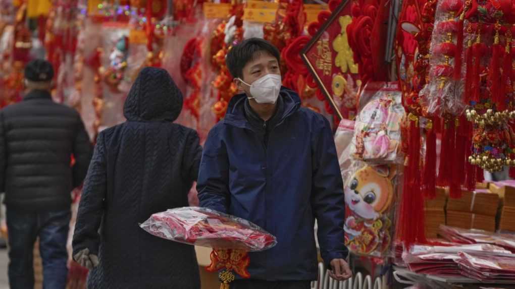 V čínskej provincii Che-nan sa už covidom infikovalo takmer 90 % obyvateľov