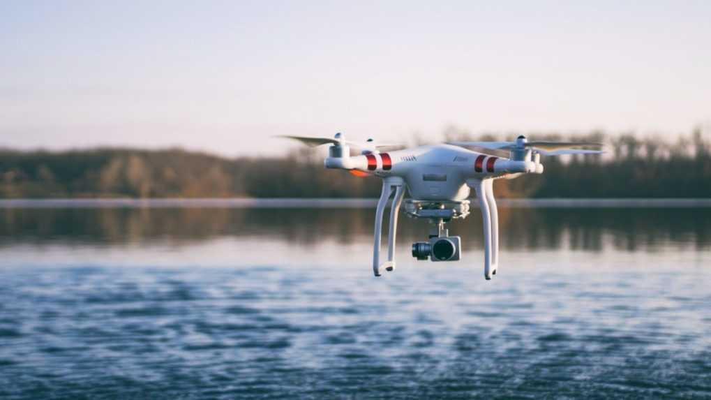 Nový letecký zákon má priniesť zmeny prevádzky dronov na Slovensku
