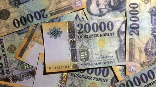 maďarské forinty - bankovky v hodnote 20 000