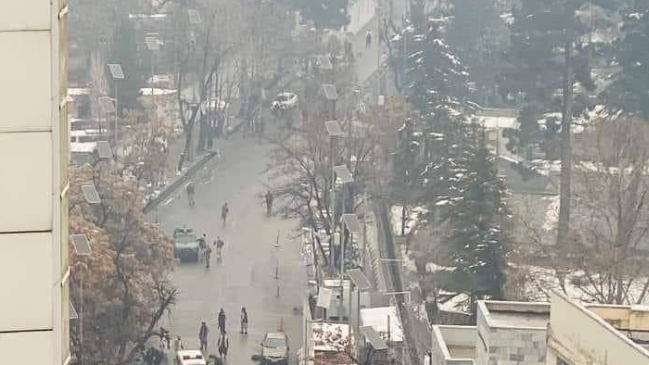 Samovražedný útok pri ministerstve zahraničia v Kábule si vyžiadal päť obetí