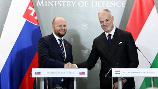 ministri obrany SR a Maďarska
