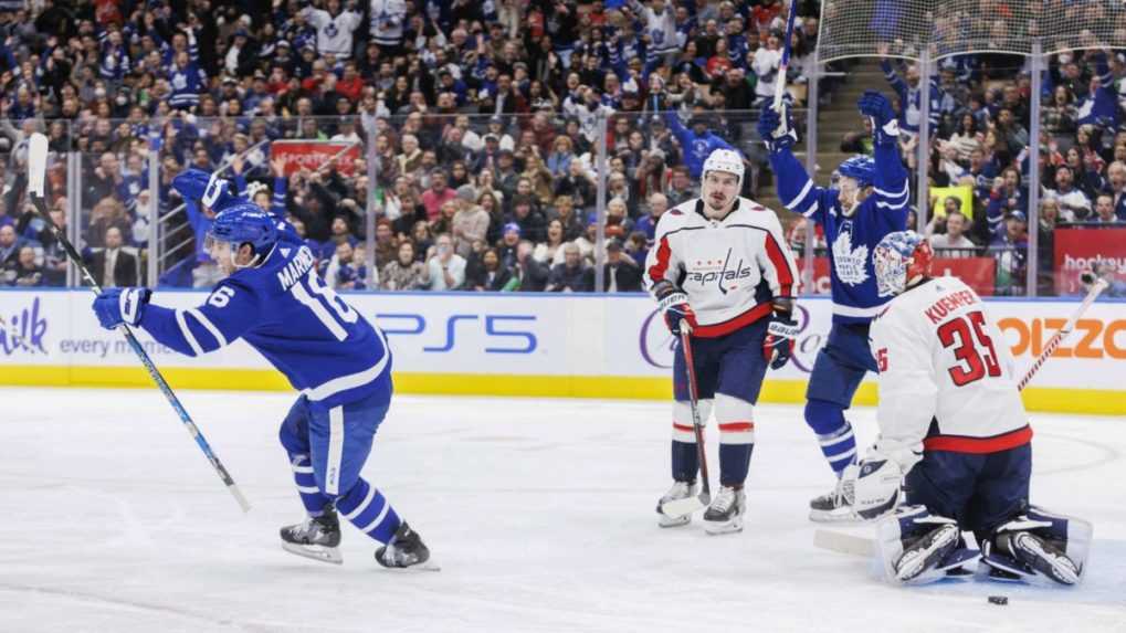 NHL: Fehérváryho Washington prehral na ľade Toronta 1:5