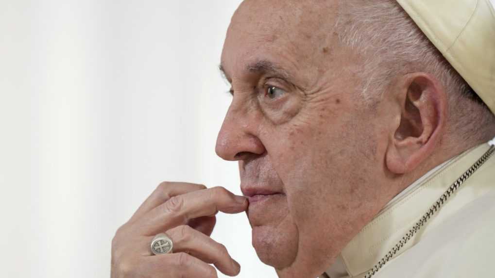 Pápež František: Homosexualita nie je zločin