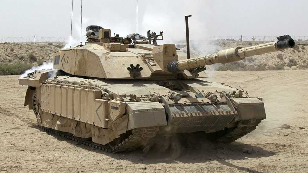 Británia by mohla Ukrajine poslať útočné tanky