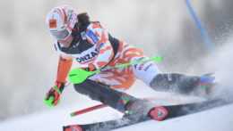 Na snímke slovenská lyžiarka Petra Vlhová na trati v 1. kole slalomu Svetového pohára žien v alpskom lyžovaní v českom Špindlerovom Mlyne v sobotu 28. januára 2023.