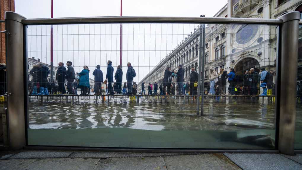 Benátky, ktoré pravidelne čelia povodniam, majú v súčasnosti opačný problém