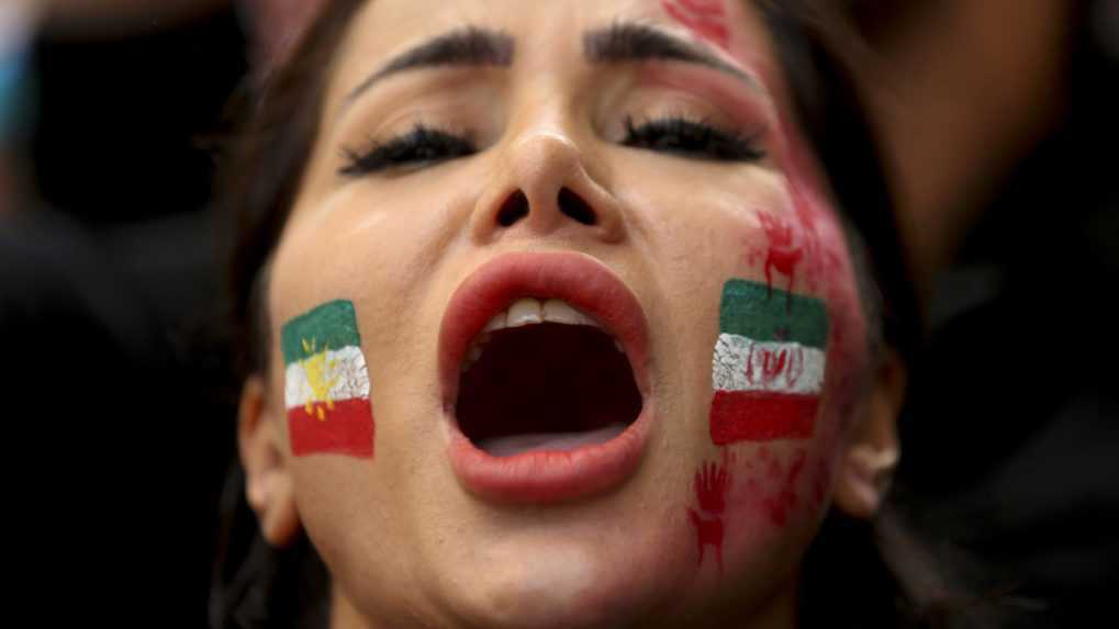 V Iráne opäť vypukli demonštrácie
