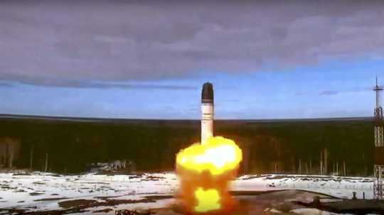 Na snímke skúška medzikontinentálnej balistickej rakety novej generácie typu Sarmat.