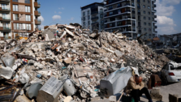 Na snímke škody, ktoré napáchalo ničivé zemetrasenie v turecku a Sýrii.