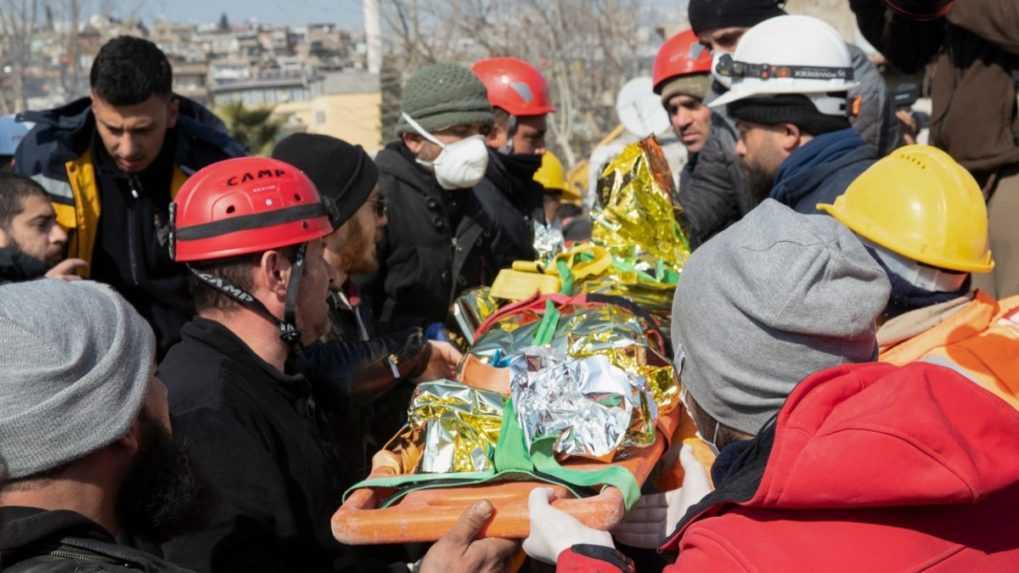 Rakúski záchranári čiastočne obnovili záchranné práce v Turecku