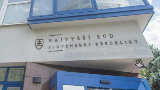 Na snímke budova Najvyššieho súdu (NS) SR na Panónskej ceste v Bratislave.