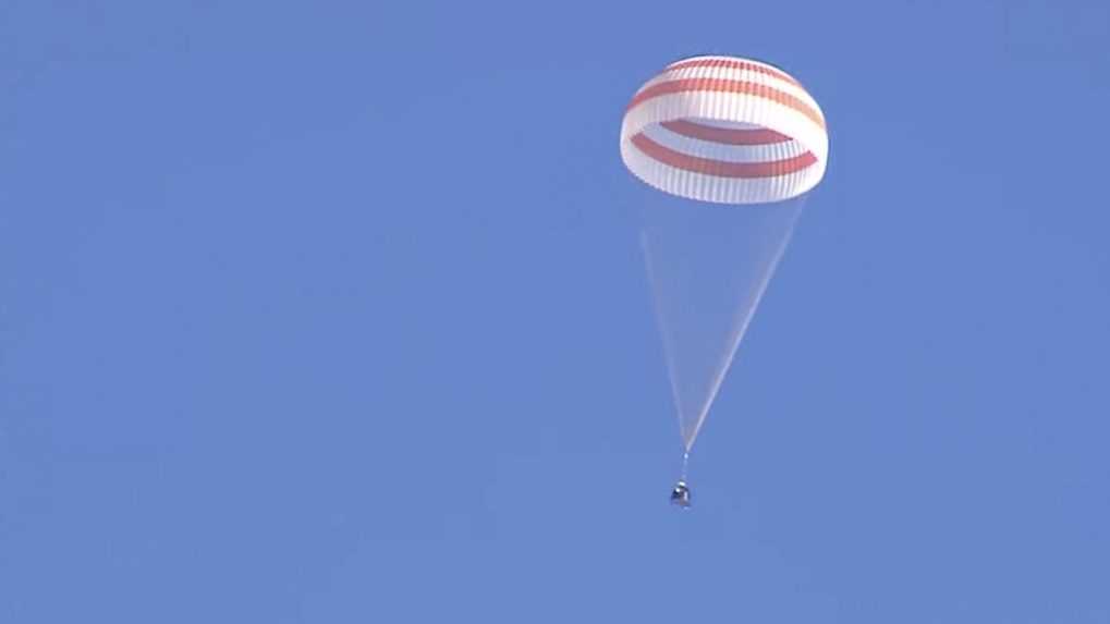 Na Zem sa vrátil poškodený návratový modul Sojuz MS-22