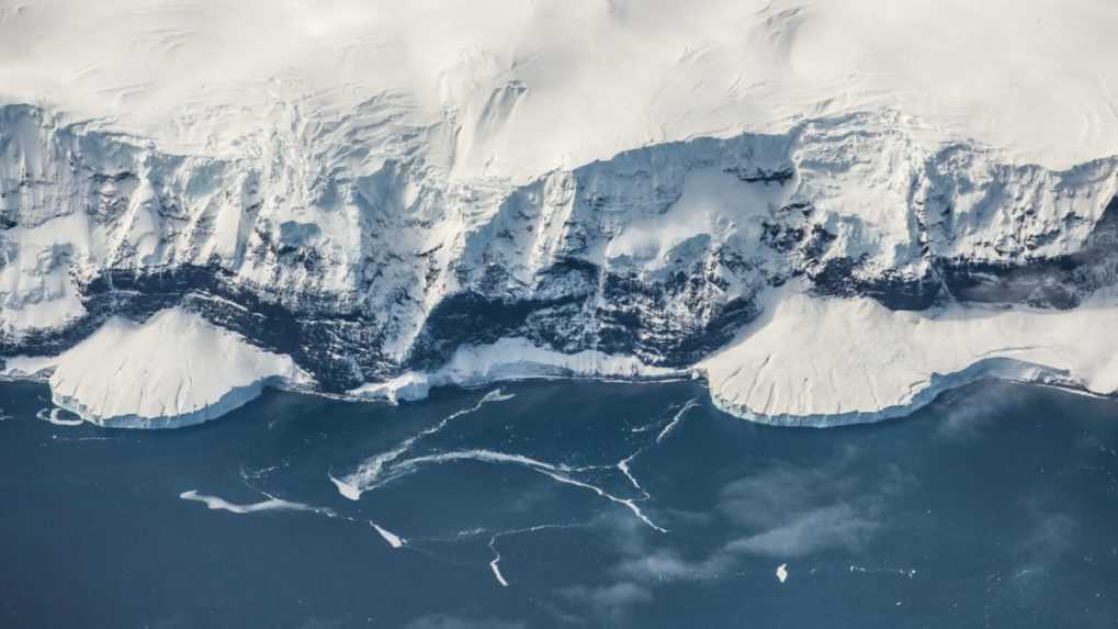 Za posledných 25 rokov sa výrazne zmenšilo 40 percent šelfových ľadovcov v Antarktíde