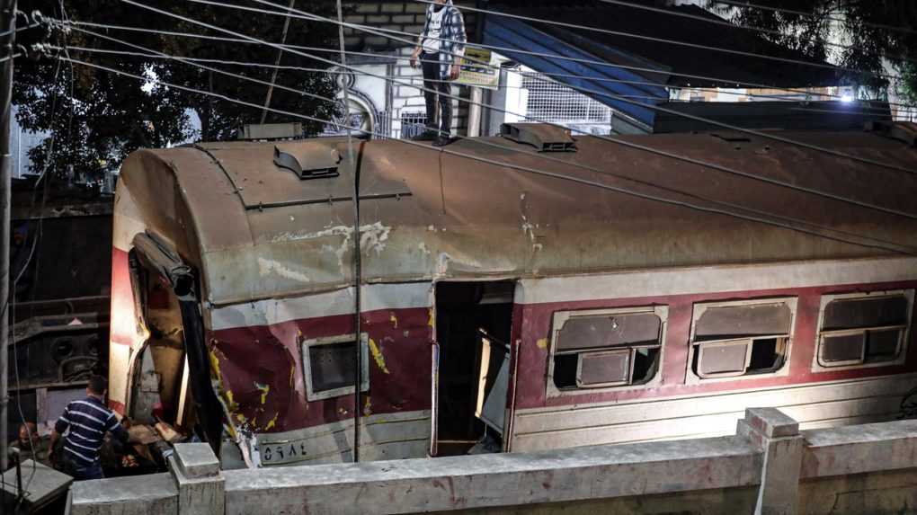 Nehoda vlaku v Egypte si vyžiadala už štyri obete. Železnice sú tam zastarané