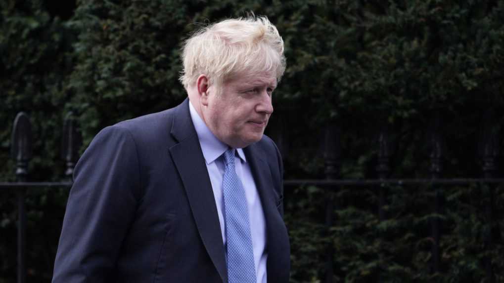 Aféra Partygate: Zverejnili dôkazy proti britskému expremiérovi Johnsonovi