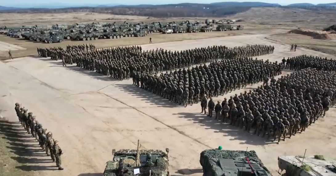 Vojaci sa pripravujú na obranu Slovenska. V Lešti nacvičujú bojovú spoluprácu s jednotkami NATO