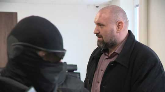 Marián Magát, obžalovaný zo šírenia extrémizmu, na súdnom pojednávaní.