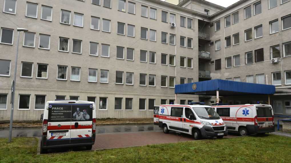 Lekárski odborári kritizujú prerozdelenie peňazí nemocniciam od VšZP