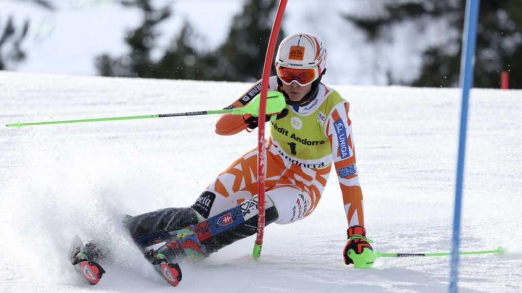 Vlhová nedokončila prvé kolo obrovského slalomu vo finále svetového pohára