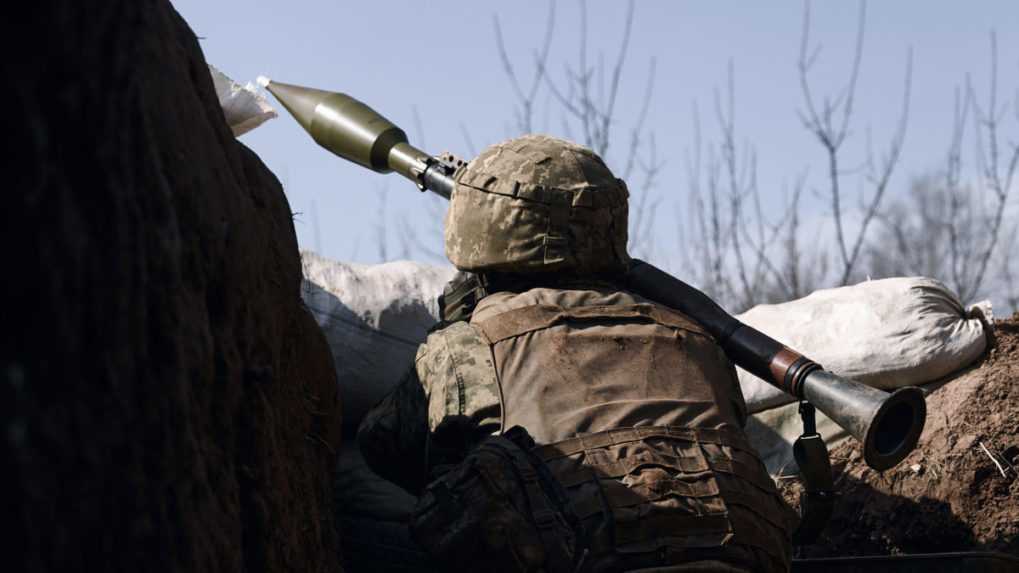 Ukrajina nemôže začať novú protiofenzívu, chýbajú jej zbrane aj munícia