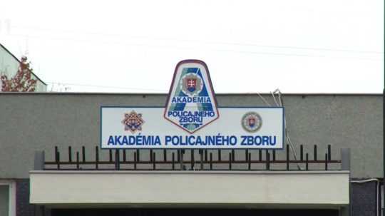 Na snímke budova akadémie policajného zboru