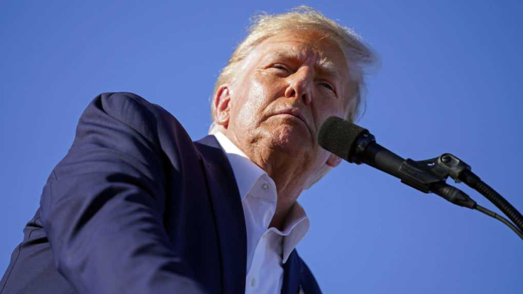 Americký politológ pre RTVS: Negatívna publicita má pre Donalda Trumpa často pozitívne následky