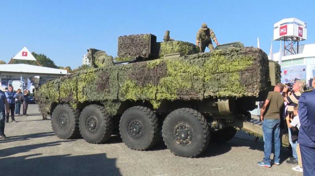 Do výroby obrnených transportérov sa zapojí viac ako 60 percent slovenského obranného priemyslu