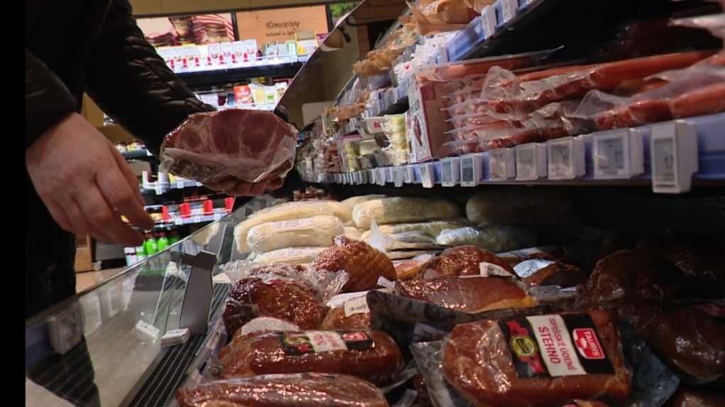 Inflácia v novembri opäť spomalila, v porovnaní s októbrom však ceny niektorých potravín narástli