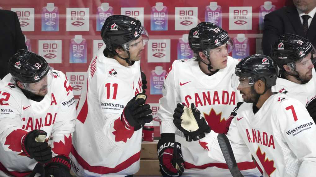 Zámorské tímy USA a Kanada potvrdili úlohu favoritov
