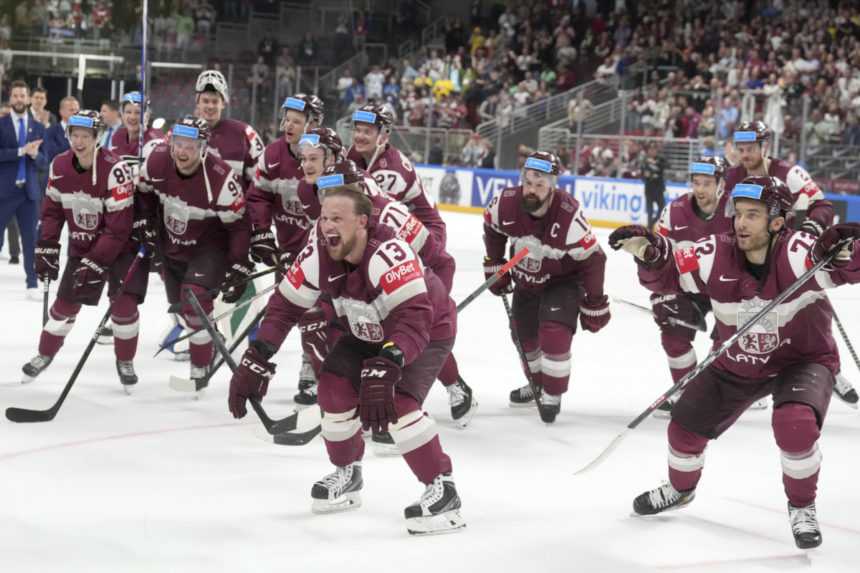 Domáci s ďalším veľkým cieľom, Lotyšsko si zahrá semifinále proti Kanade